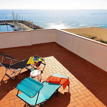 Marina Port & Beach-Apartment El El Masnou Dış mekan fotoğraf