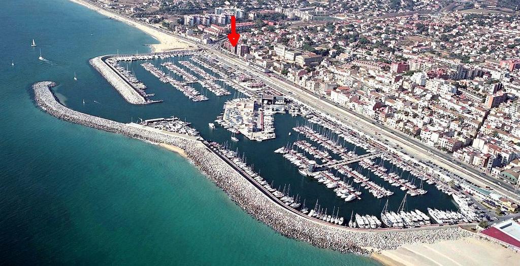 Marina Port & Beach-Apartment El El Masnou Dış mekan fotoğraf