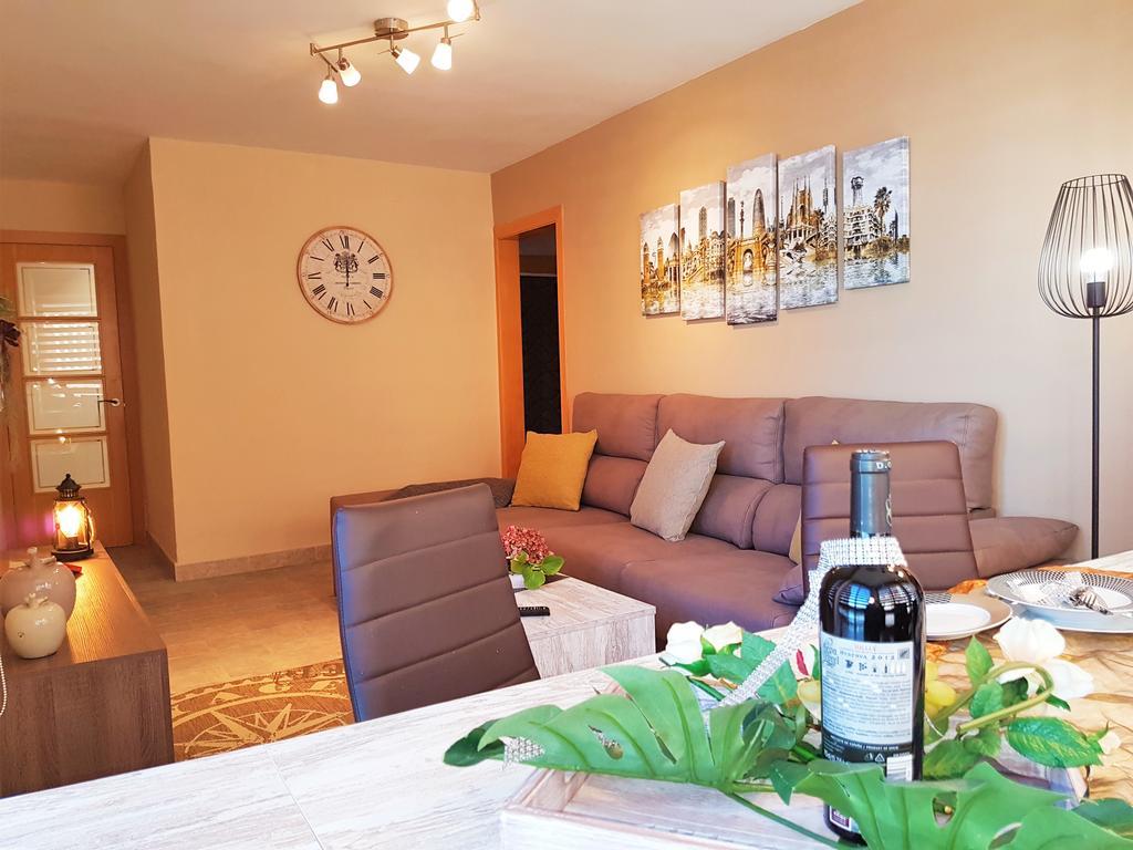 Marina Port & Beach-Apartment El El Masnou Dış mekan fotoğraf